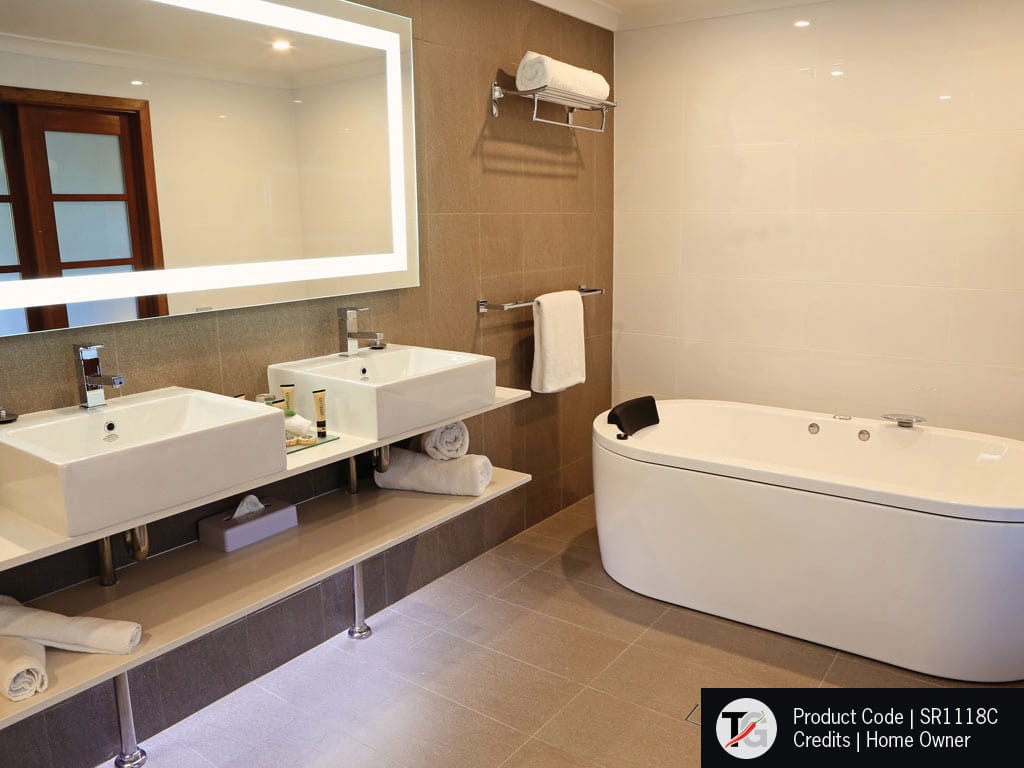 SR1118C Premium SR Range Back-Lit Mirror
