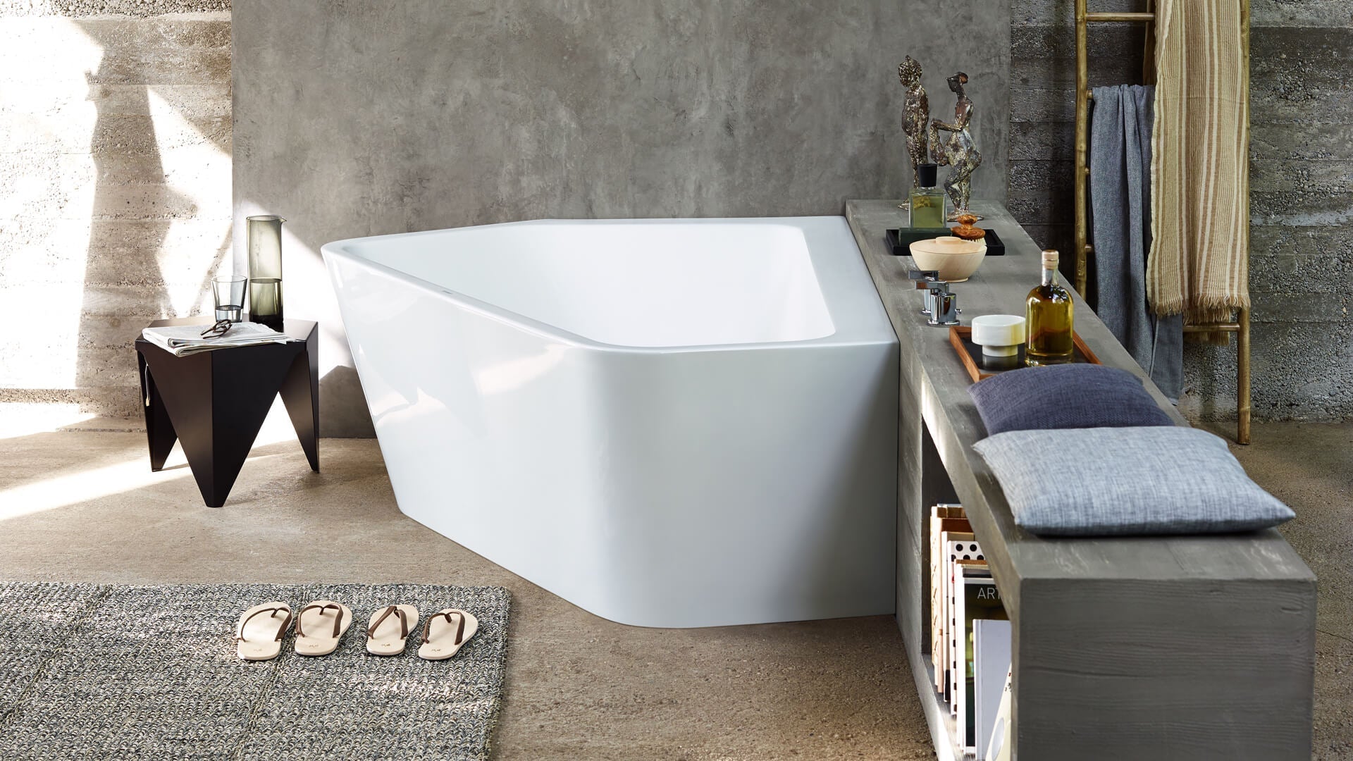 Bathtub