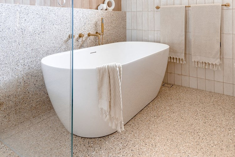 Glacier Freestanding Bath 1700mm