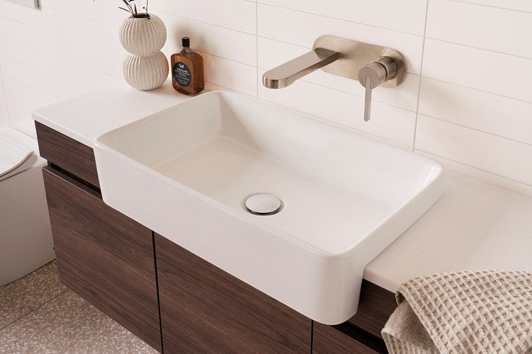 Lino Semi-Recessed