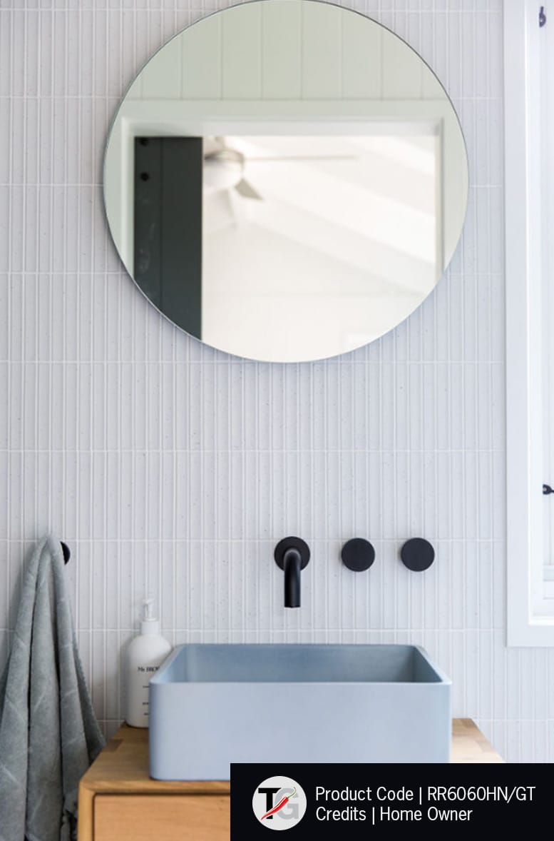 RR6060GTD Round Polished Edge Mirror with Demister