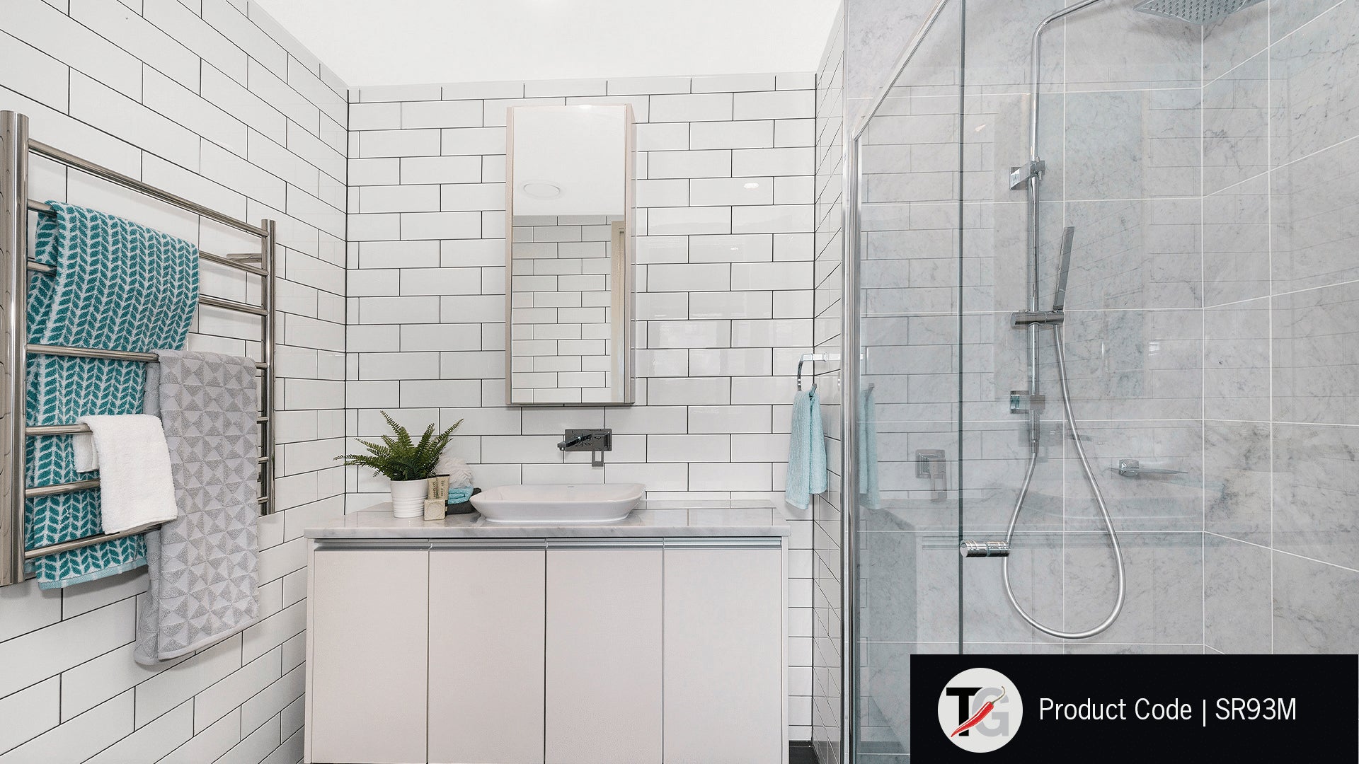 SR93M Straight Round Polished Ladder Heated Towel Rail